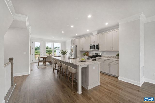 141 PARK RIDGE DR, Crozet, VA 22932