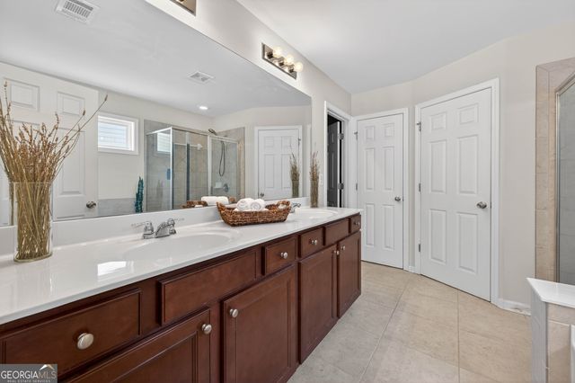 6718 Pierless Avenue, Sugar Hill, GA 30518