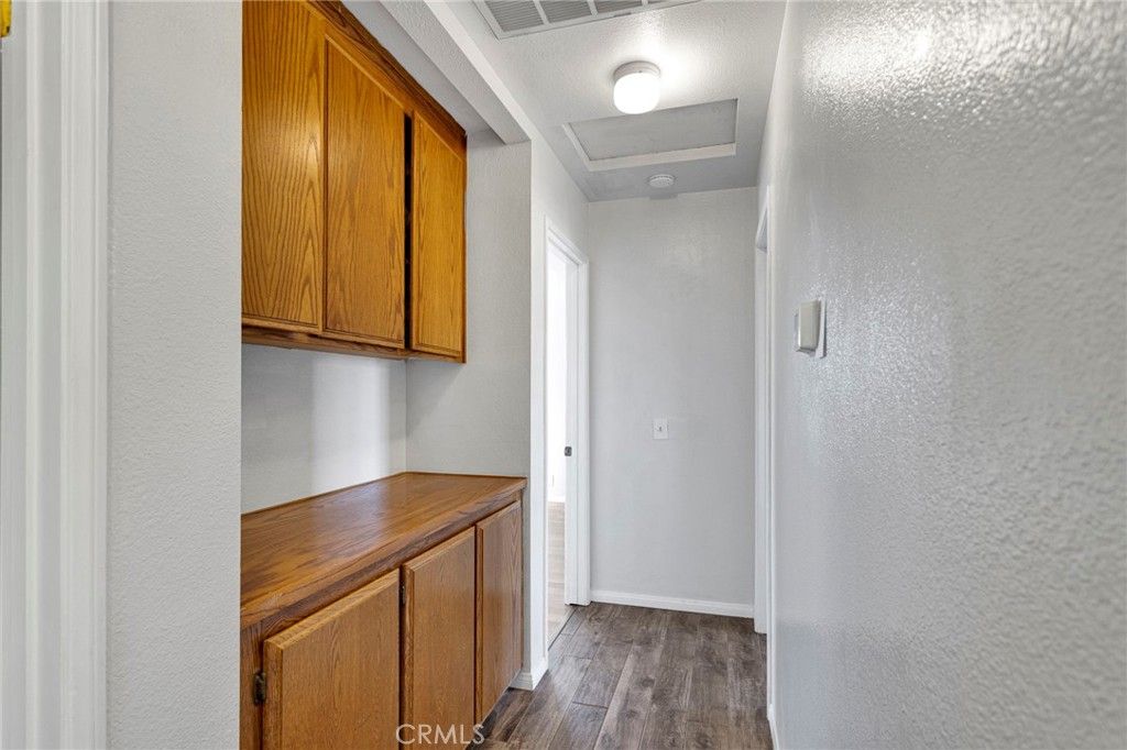 Image 19 of property listing at 9317 Sabina, Hesperia, CA 92345