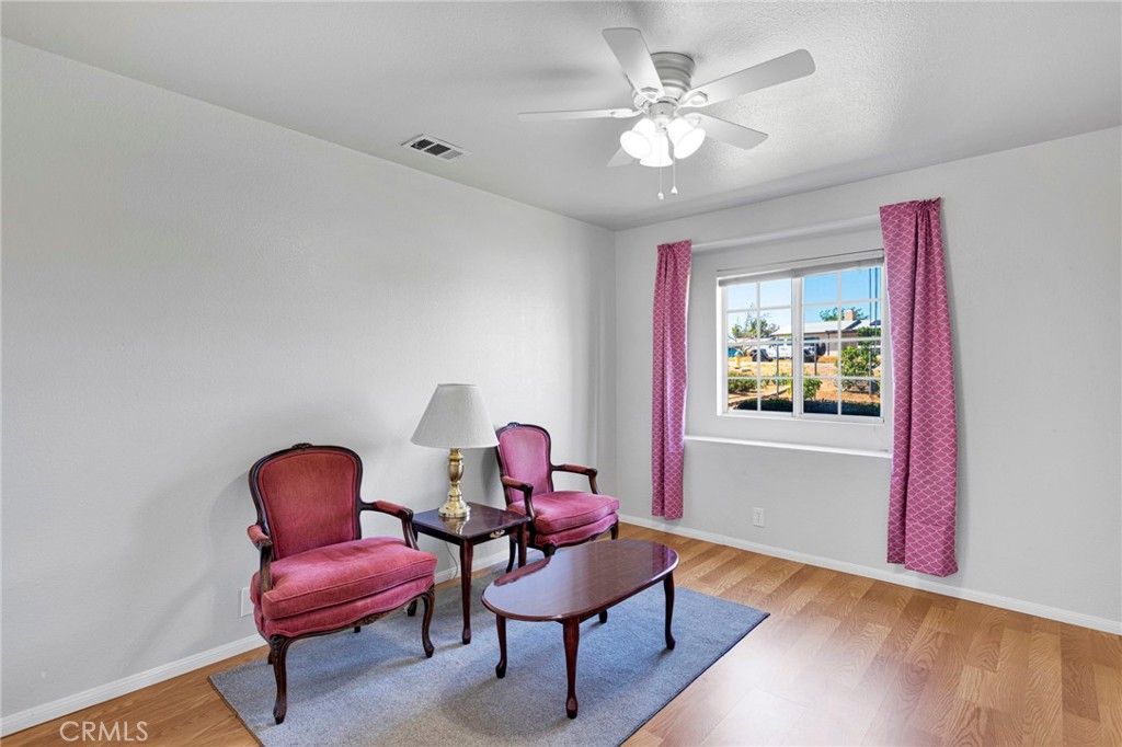 Image 22 of property listing at 9317 Sabina, Hesperia, CA 92345