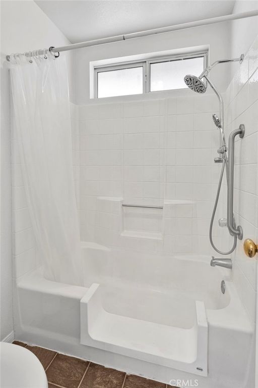 Image 31 of property listing at 9317 Sabina, Hesperia, CA 92345