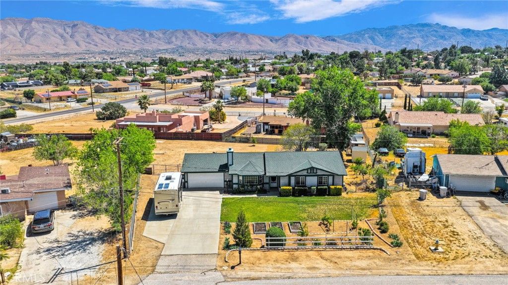 Image 41 of property listing at 9317 Sabina, Hesperia, CA 92345