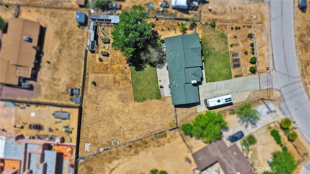 Image 44 of property listing at 9317 Sabina, Hesperia, CA 92345