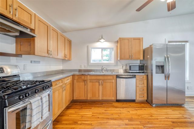 708 & 712 Nowotny LN, Austin, TX 78702