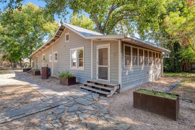 708 & 712 Nowotny LN, Austin, TX 78702