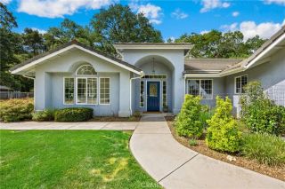 12055 Cenegal Road, Atascadero, CA 93422