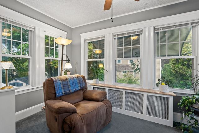 102 Elliot Ave, Quincy, MA 02171