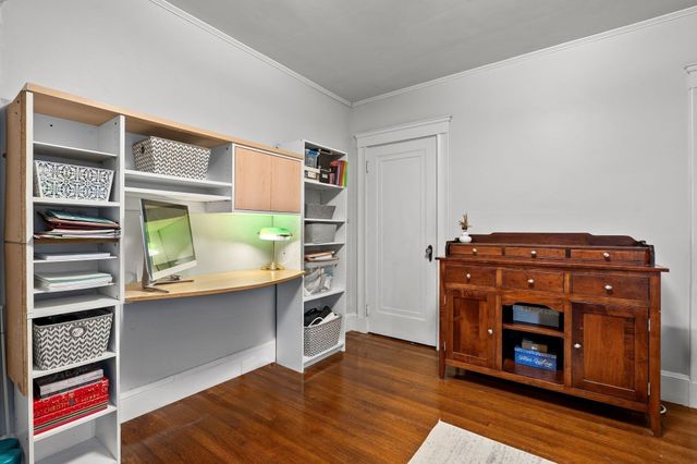 102 Elliot Ave, Quincy, MA 02171