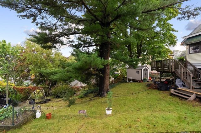 102 Elliot Ave, Quincy, MA 02171