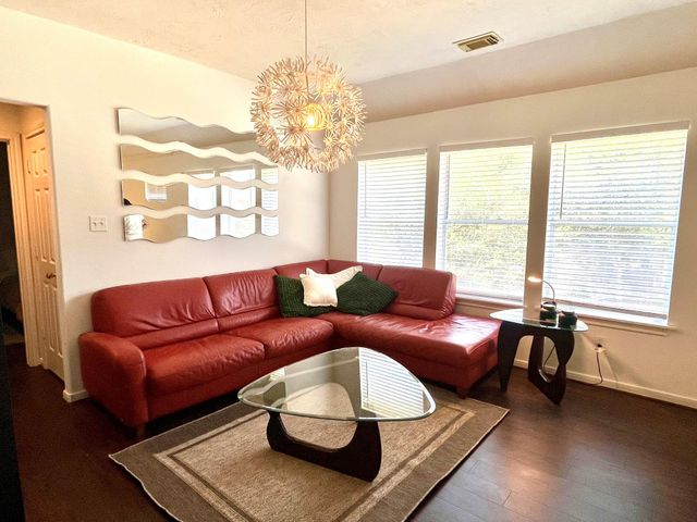 2 Stone Arrow Place, The Woodlands, TX 77382