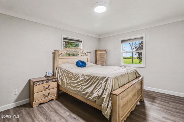 2120 Mathews Road, Northwood, OH 43619