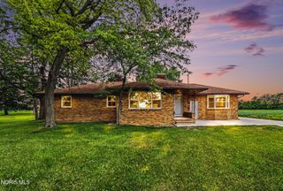 2120 Mathews Road, Northwood, OH 43619