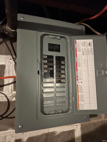 1323 Parkinson Street, Vincennes, IN 47591