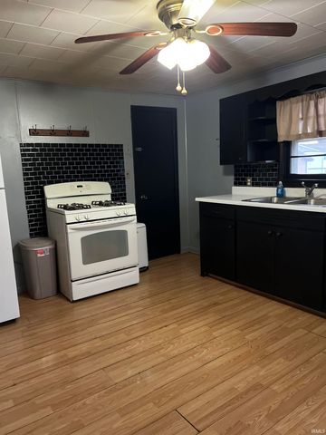 1323 Parkinson Street, Vincennes, IN 47591