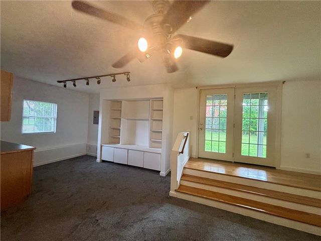 14 West Street, Bristol, RI 02809