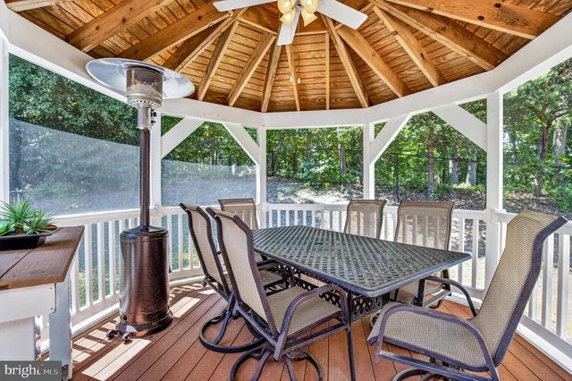 8705 DELPHI DR, Clinton, MD 20735
