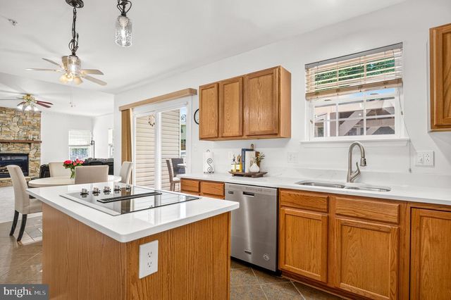 8705 DELPHI DR, Clinton, MD 20735