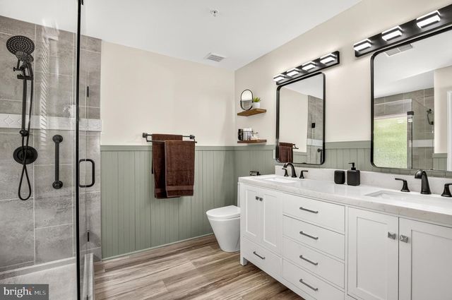 8705 DELPHI DR, Clinton, MD 20735