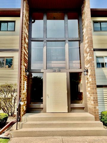 845 Summit Park Court N, Crown Point, IN 46307
