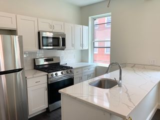 49 Charter Street 3, Boston, MA 02113