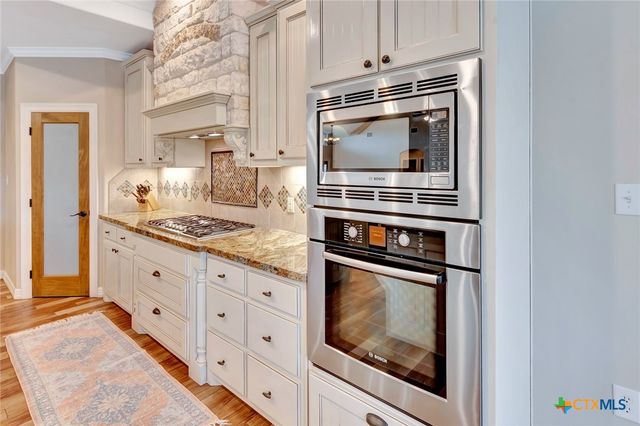 20 Stone Meadow Drive, Victoria, TX 77905