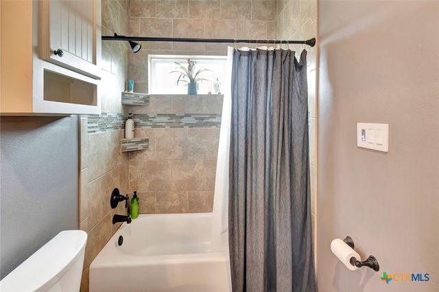 20 Stone Meadow Drive, Victoria, TX 77905