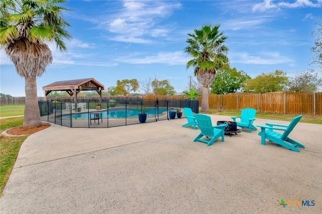 20 Stone Meadow Drive, Victoria, TX 77905