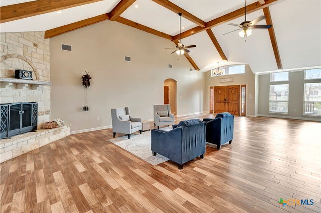 20 Stone Meadow Drive, Victoria, TX 77905