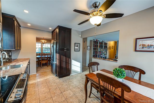 16 Landview Drive, Kings Park, NY 11754