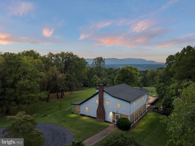 5971 BROWNTOWN RD, Front Royal, VA 22630