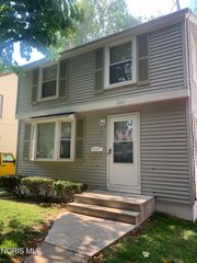 1201 Hawk Street, Toledo, OH 43612