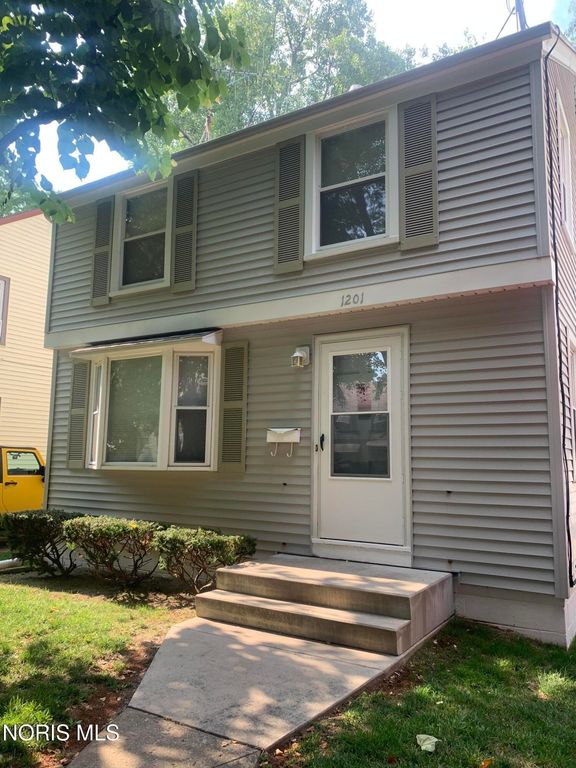 1201 Hawk Street, Toledo, OH 43612