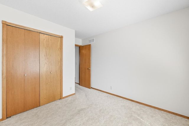 8849 N Hidden Ln, Park City, KS 67147
