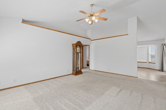8849 N Hidden Ln, Park City, KS 67147