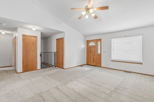 8849 N Hidden Ln, Park City, KS 67147