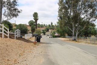 18 Avenida De Los Flores, Menifee, CA 92587