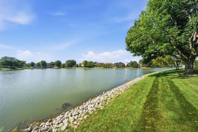 1258 Appaloosa Way, Bartlett, IL 60103