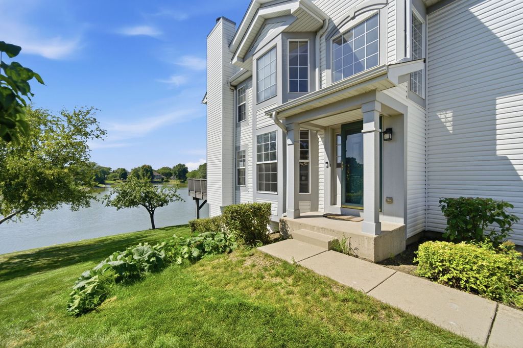 1258 Appaloosa Way, Bartlett, IL 60103 — photo 2