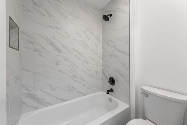 210 Pelham Road, B107, Fort Walton Beach, FL 32547