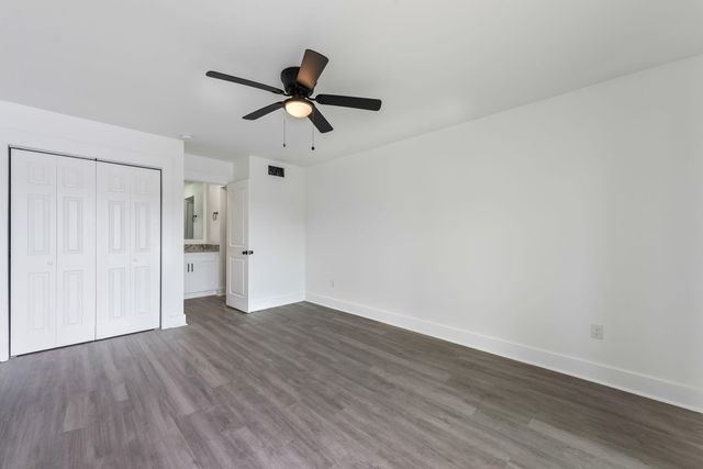 210 Pelham Road, B107, Fort Walton Beach, FL 32547