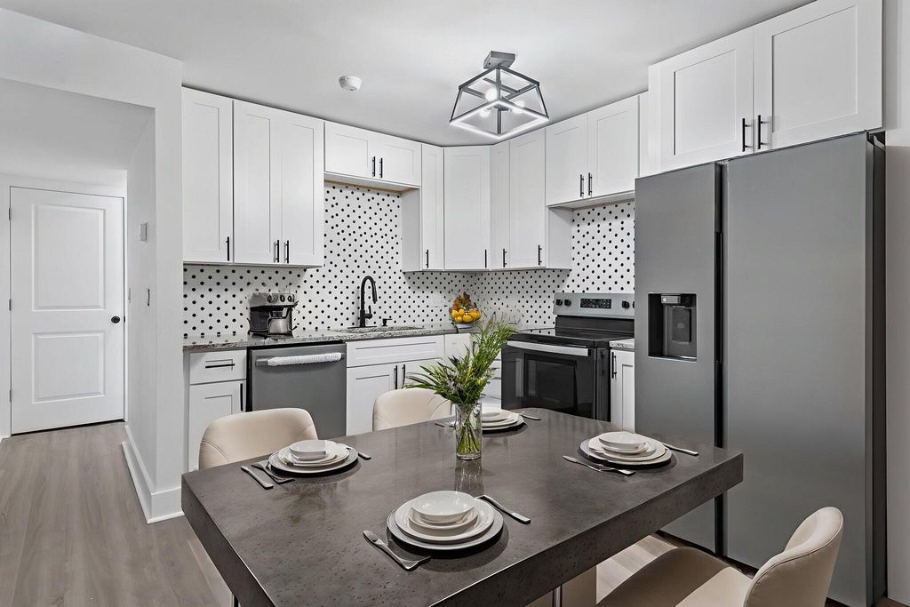 210 Pelham Road, B107, Fort Walton Beach, FL 32547