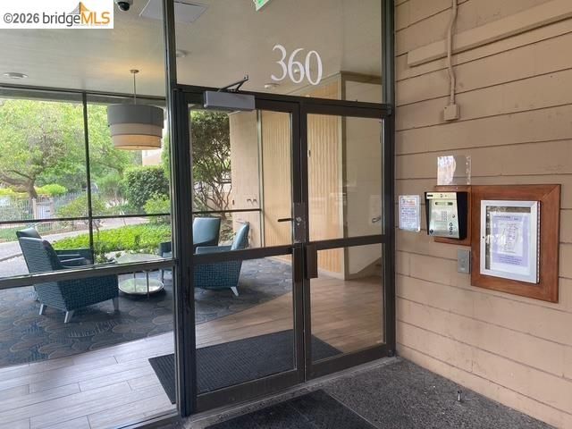 360 N Civic Dr 411, Walnut Creek, CA 94596