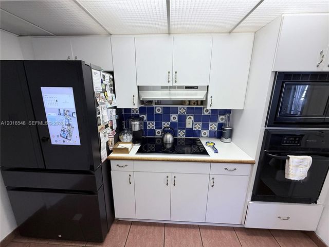 110 Salamanca Ave PH, Coral Gables, FL 33134