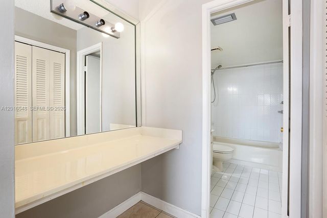 110 Salamanca Ave PH, Coral Gables, FL 33134