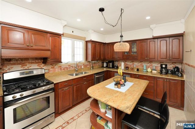 1611 82nd Street, North Bergen, NJ 07047