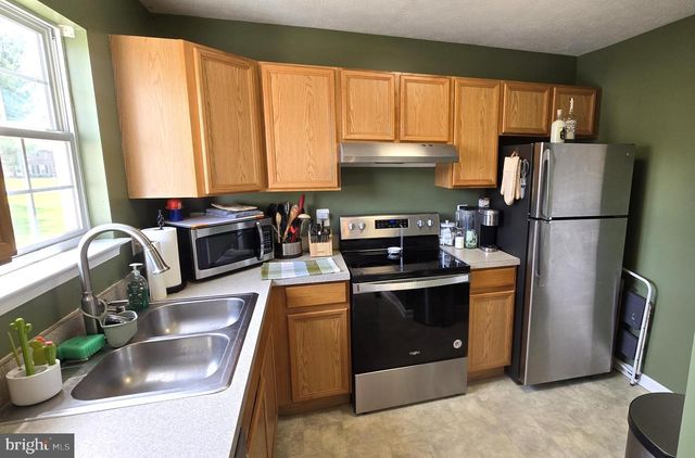 126 EQUESTRIAN DR, Stephens City, VA 22655