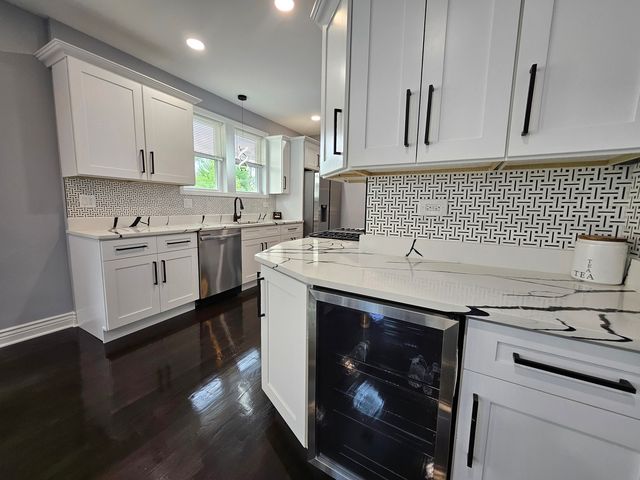 8819 S Carpenter Street, Chicago, IL 60620