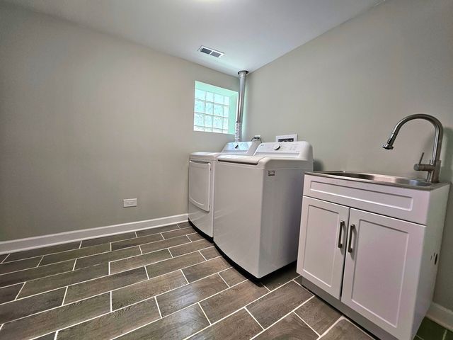 8819 S Carpenter Street, Chicago, IL 60620
