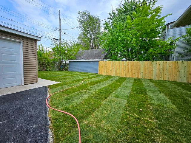 8819 S Carpenter Street, Chicago, IL 60620