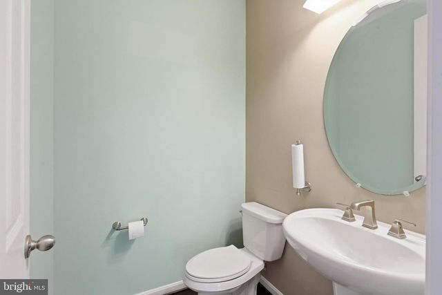 8170 VILLAGGIO, Millersville, MD 21108